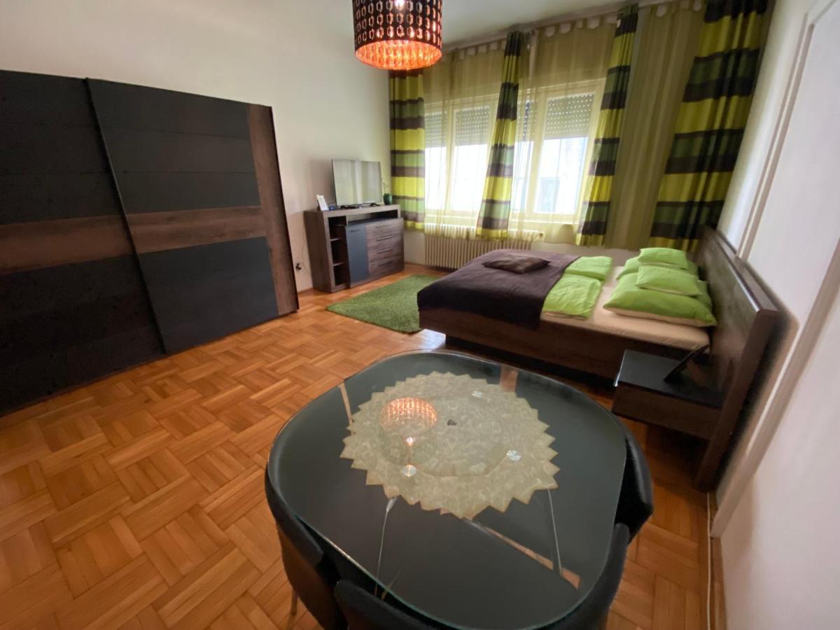 Come & Stay Apartments And Rooms City Center Budapest Exterior photo