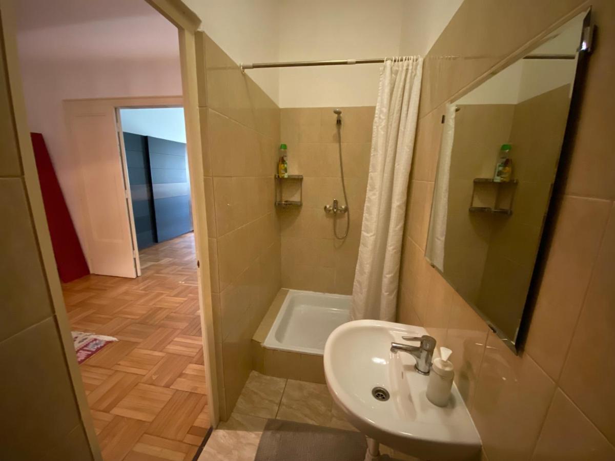 Come & Stay Apartments And Rooms City Center Budapest Exterior photo