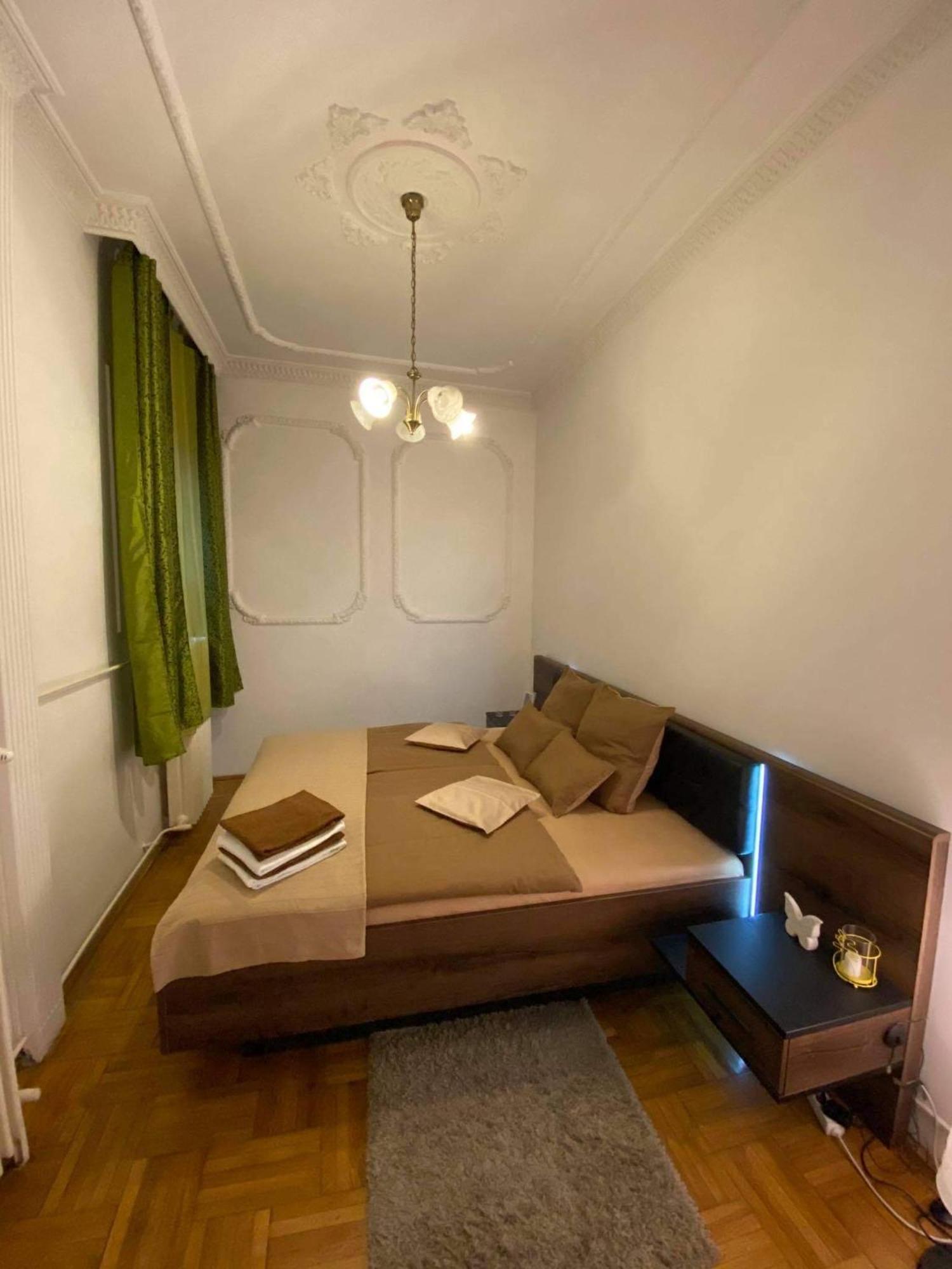 Come & Stay Apartments And Rooms City Center Budapest Exterior photo