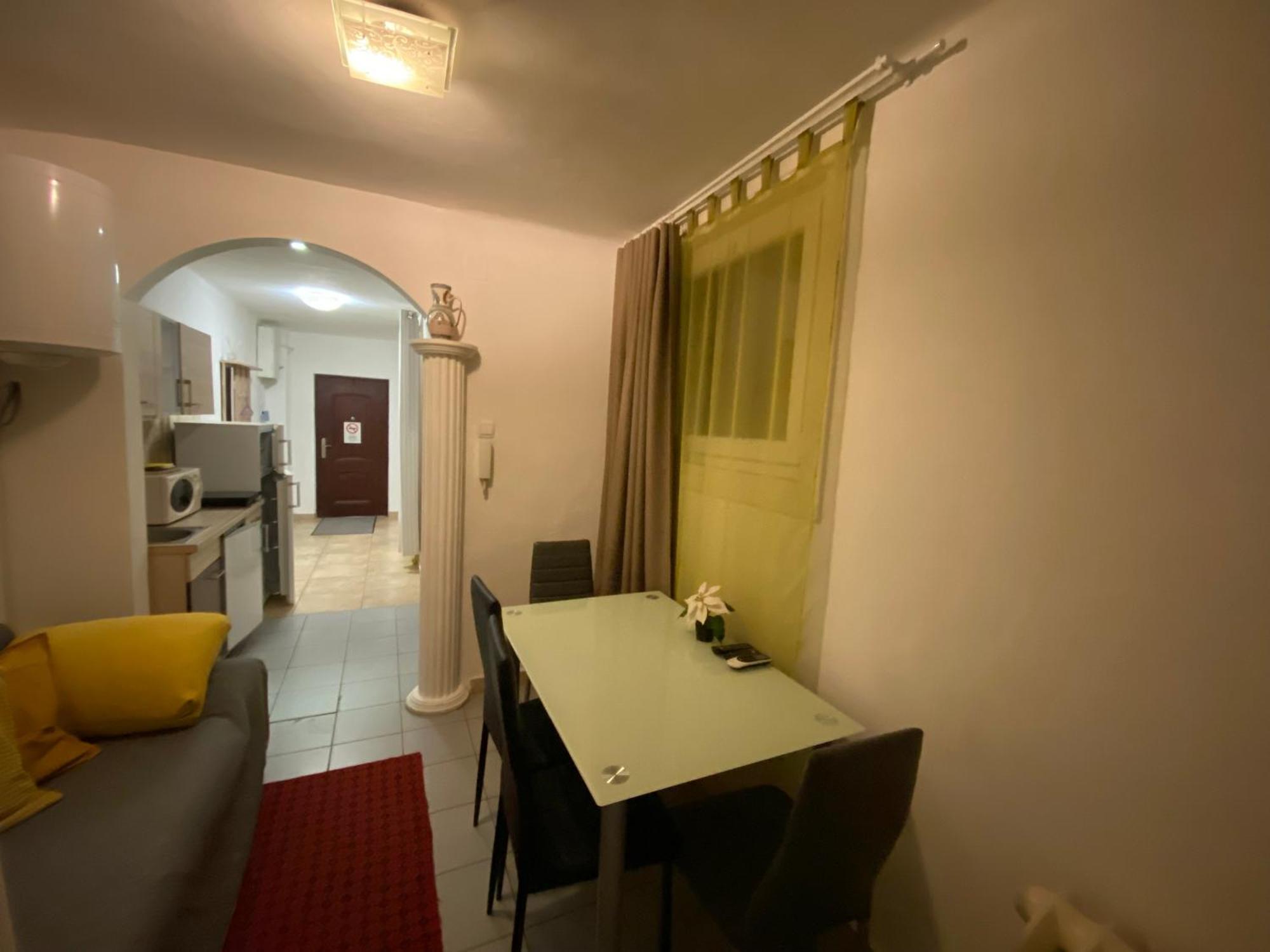 Come & Stay Apartments And Rooms City Center Budapest Exterior photo