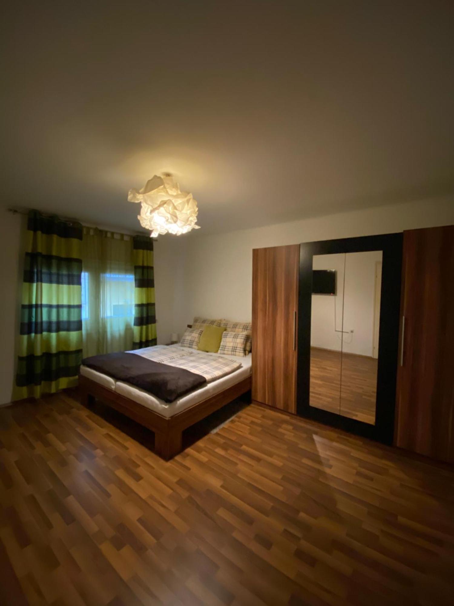 Come & Stay Apartments And Rooms City Center Budapest Exterior photo